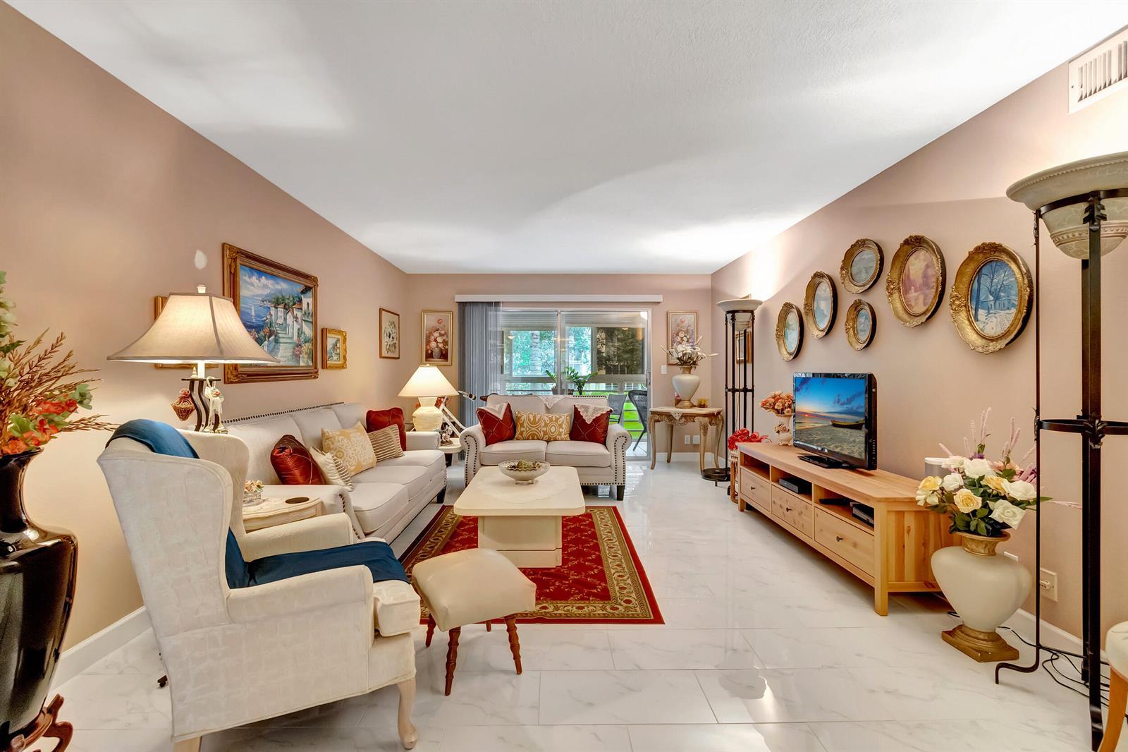 2403 ANTIGUA Circle # D2, Coconut Creek FL 33066 photo 4