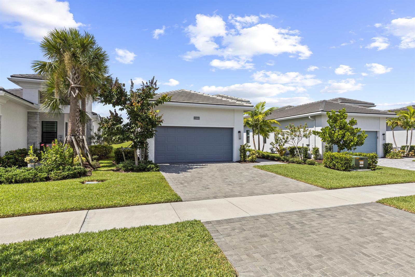 15860 KEY BISCAYNE Lane, FL 33470 photo 2