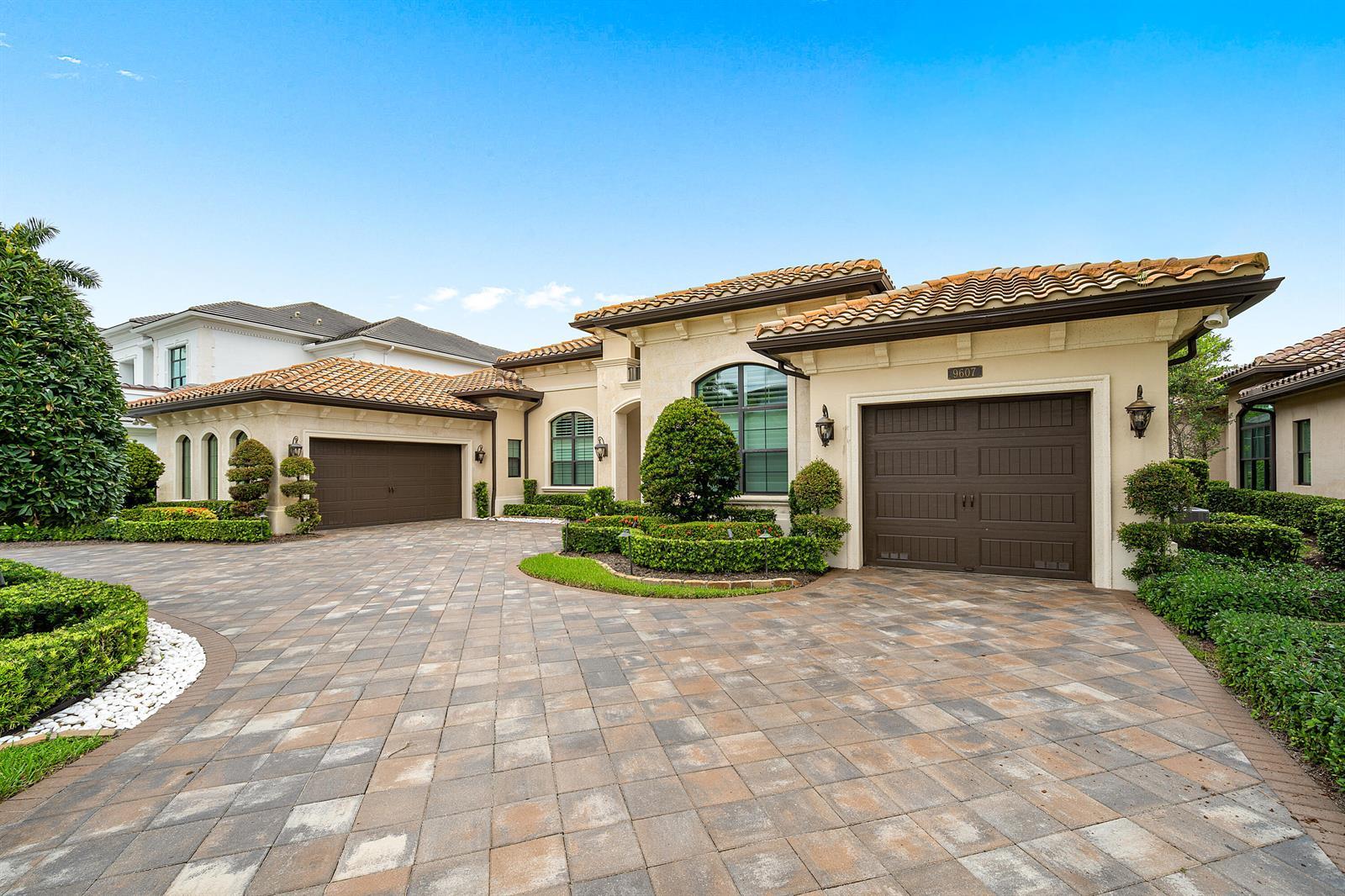 9607 Moritz Way, Delray Beach FL 33446 photo 2