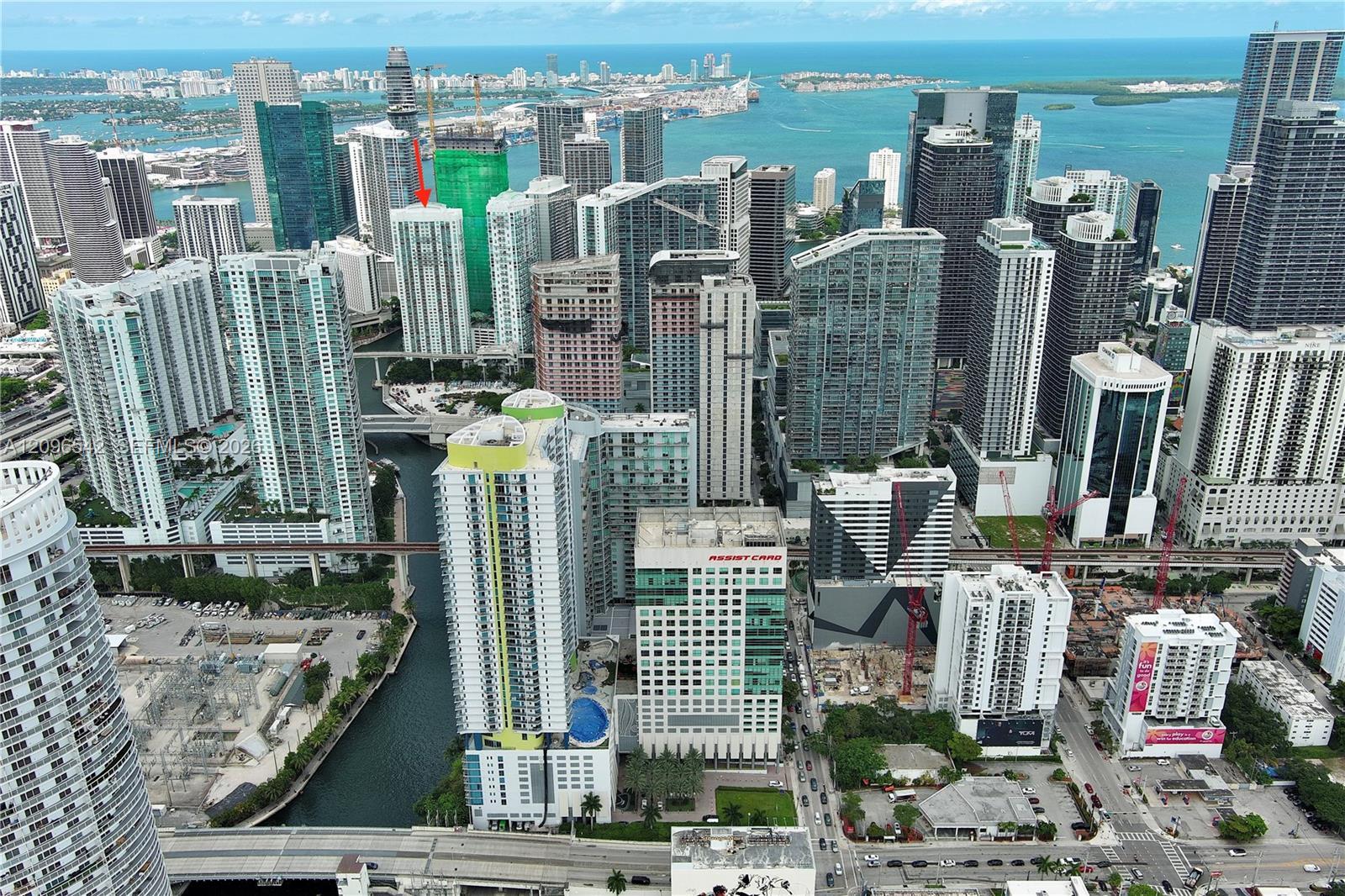 31 se 5th street 31 se 5th street # 4314, Miami FL 33131 photo 2
