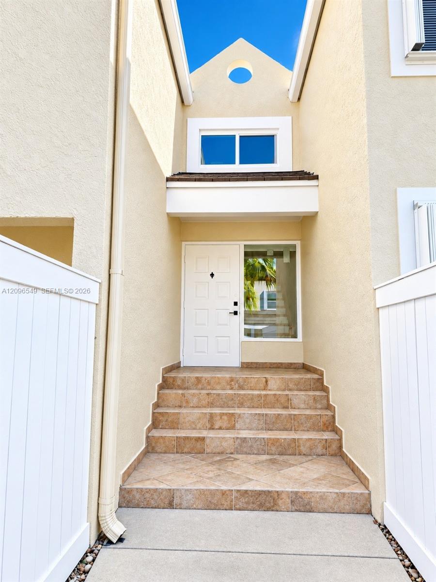 6850 SW 45th Ln # 3, Miami FL 33155
