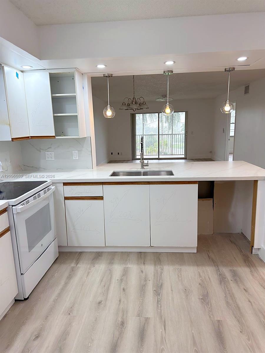 12850 SW 4th Ct # 409I, Pembroke Pines FL 33027