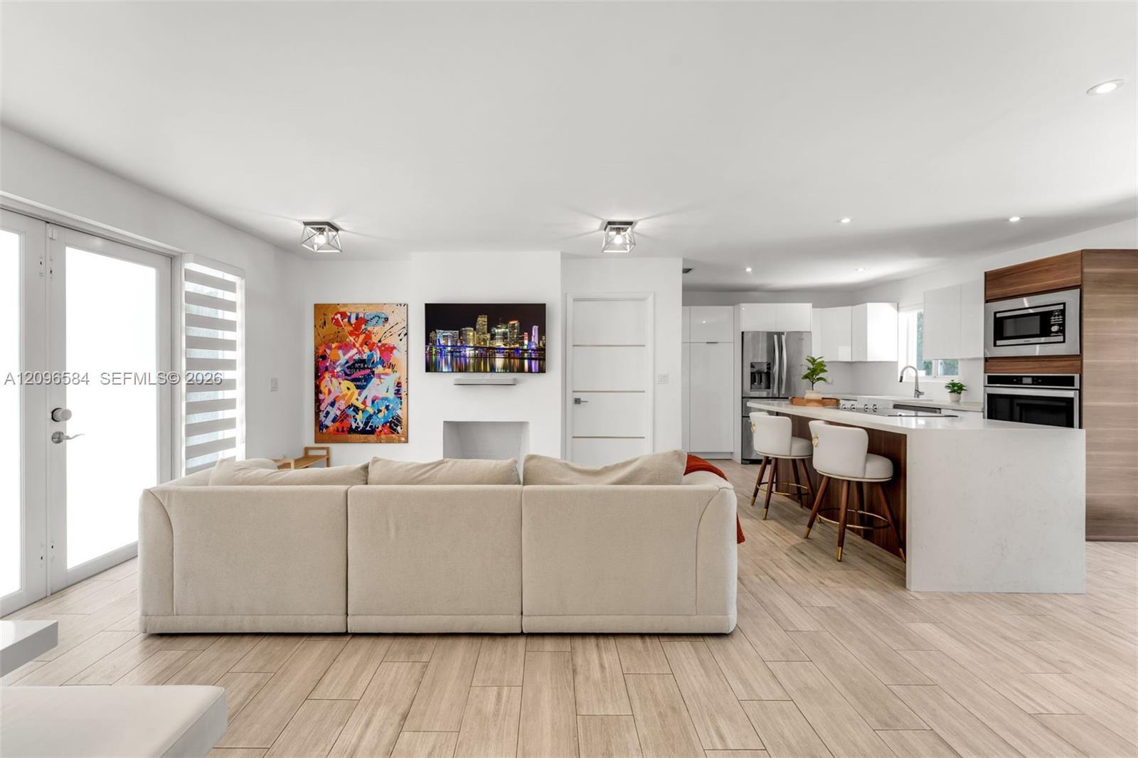 125 NW 100th Ter, Miami Shores FL 33150 photo 4