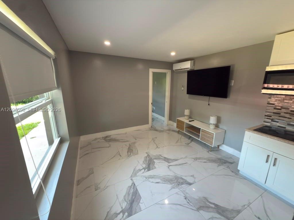 4910 SW 28th Ter # 1, Dania Beach FL 33312 photo 3