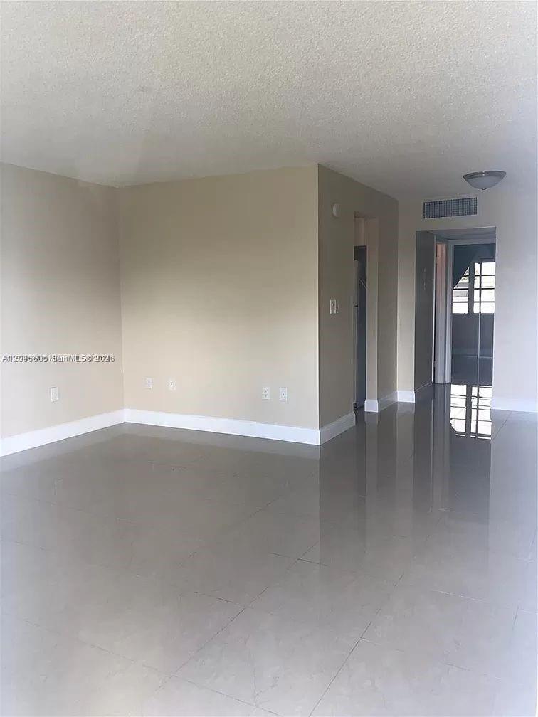 130 NE 202nd Ter # S22, Miami Gardens FL 33179 photo 4