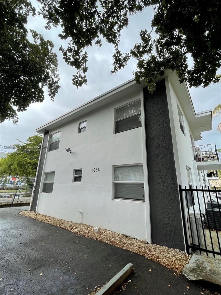 1864 NW 24th St # 1, Miami FL 33142