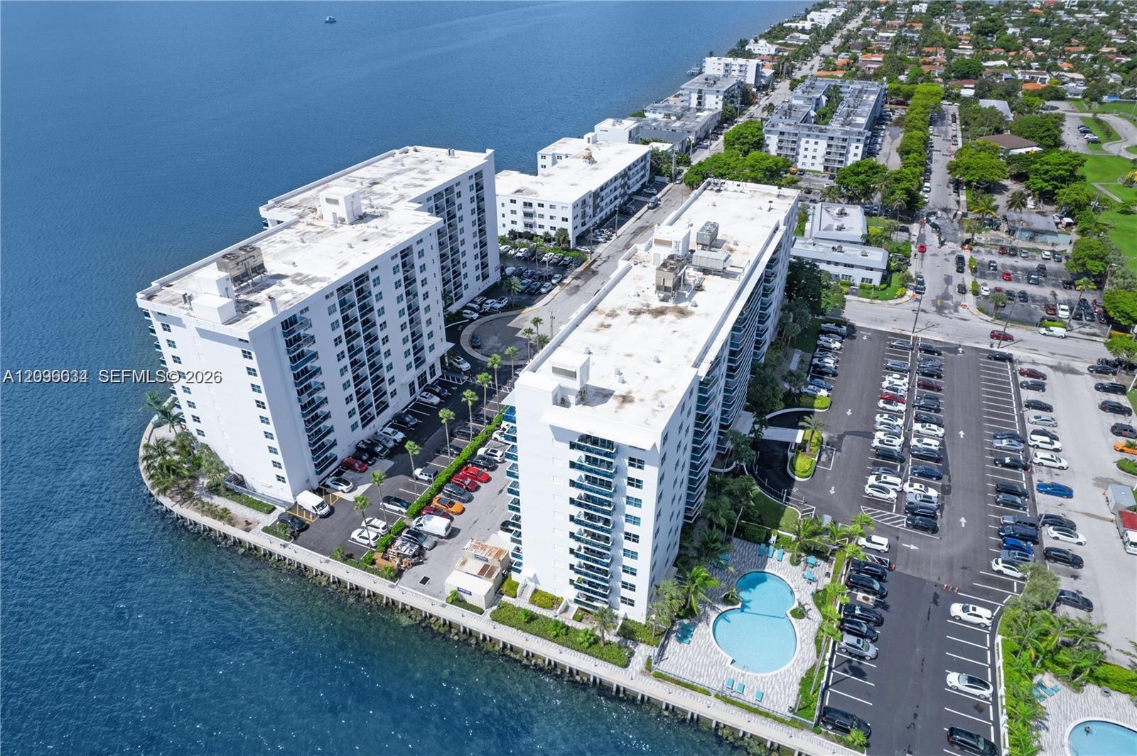 7501 E Treasure Dr # 2L, North Bay Village FL 33141 photo 3