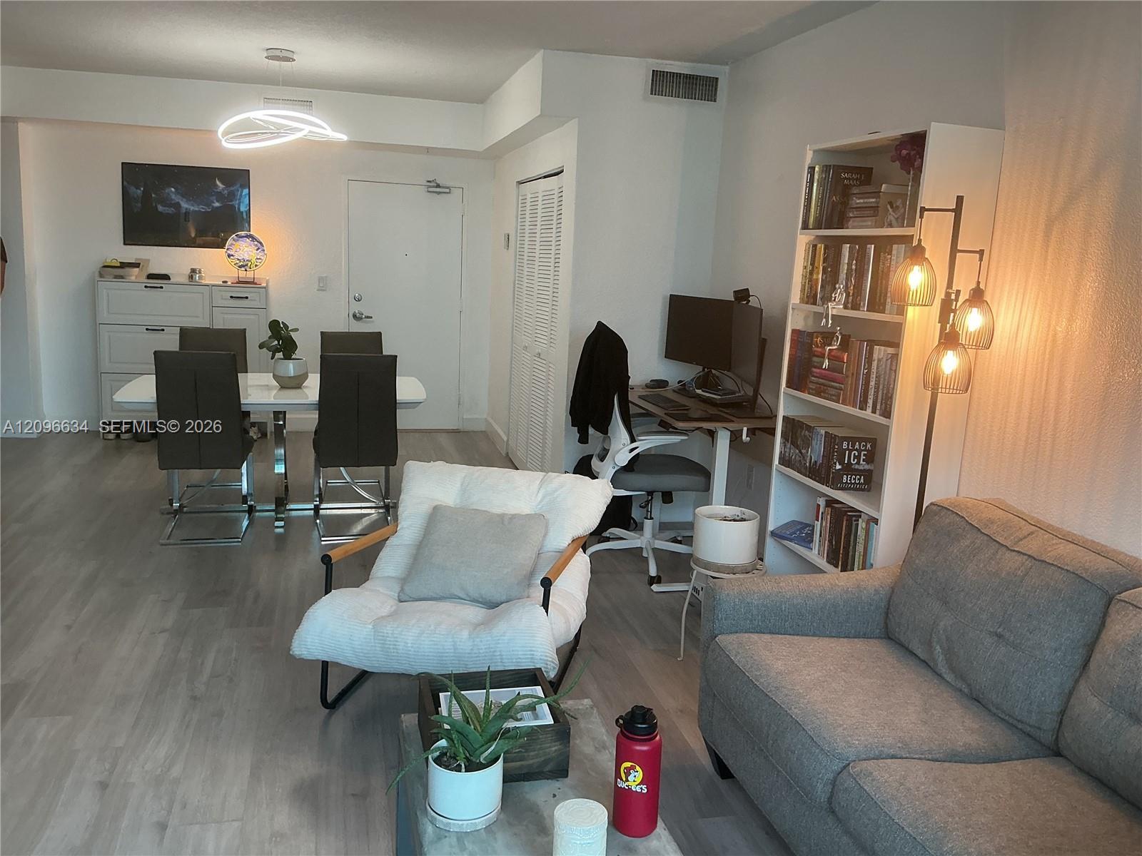 7501 E Treasure Dr # 2L, North Bay Village FL 33141 photo 5
