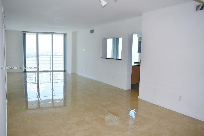 335 S Biscayne Blvd # 2509, Miami FL 33131 photo 5