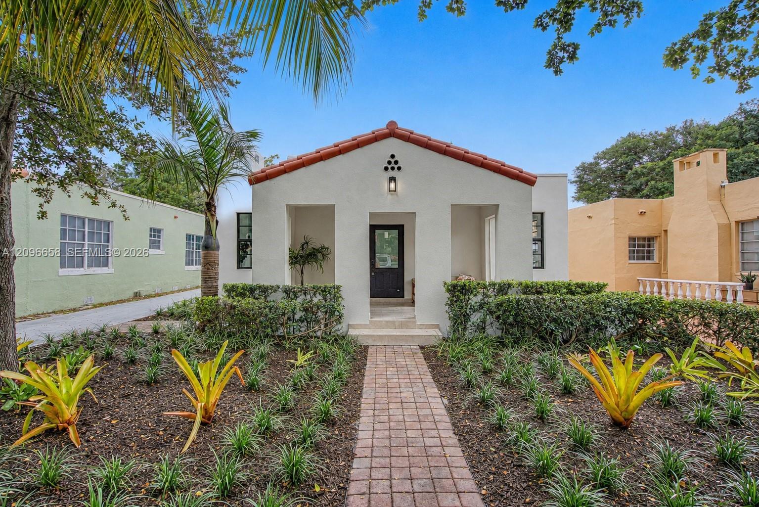 817 Lorca St, Coral Gables FL 33134 photo 2