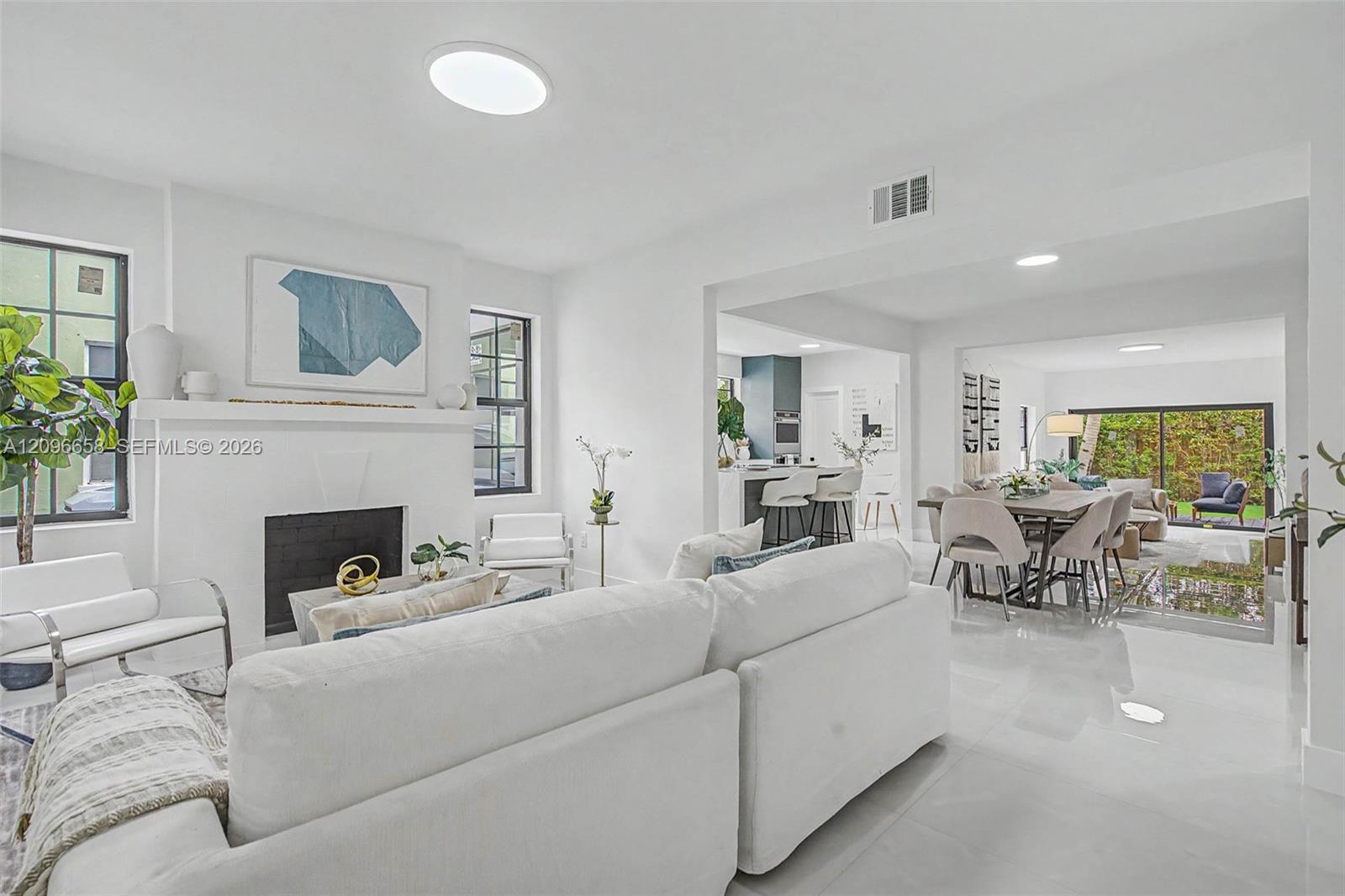 817 Lorca St, Coral Gables FL 33134 photo 3
