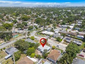 2121 NW 86th Ter, Miami FL 33147 photo 2