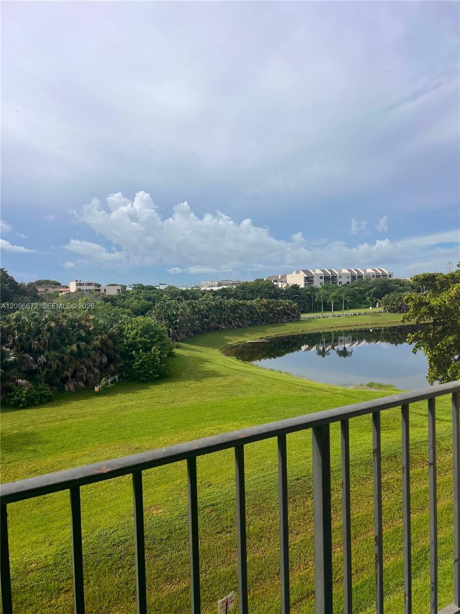 820 NW 87th Ave # 412, Miami FL 33172