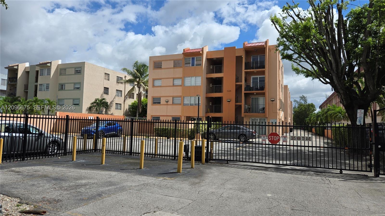 325 NW 72nd Ave # 301, Miami FL 33126
