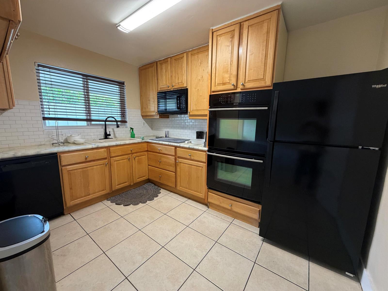 905 SE 15TH Street # 2, Fort Lauderdale FL 33316 photo 4