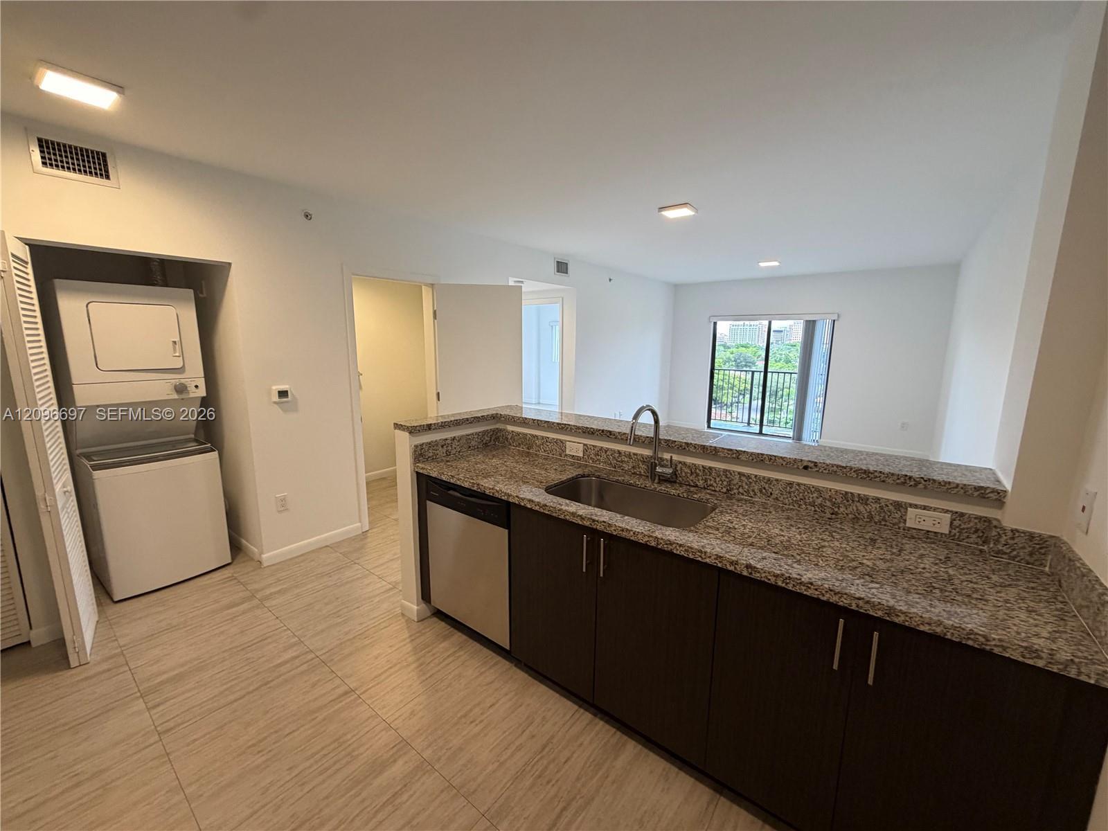 1801 SW 32nd Ave # 606, Miami FL 33145 photo 4