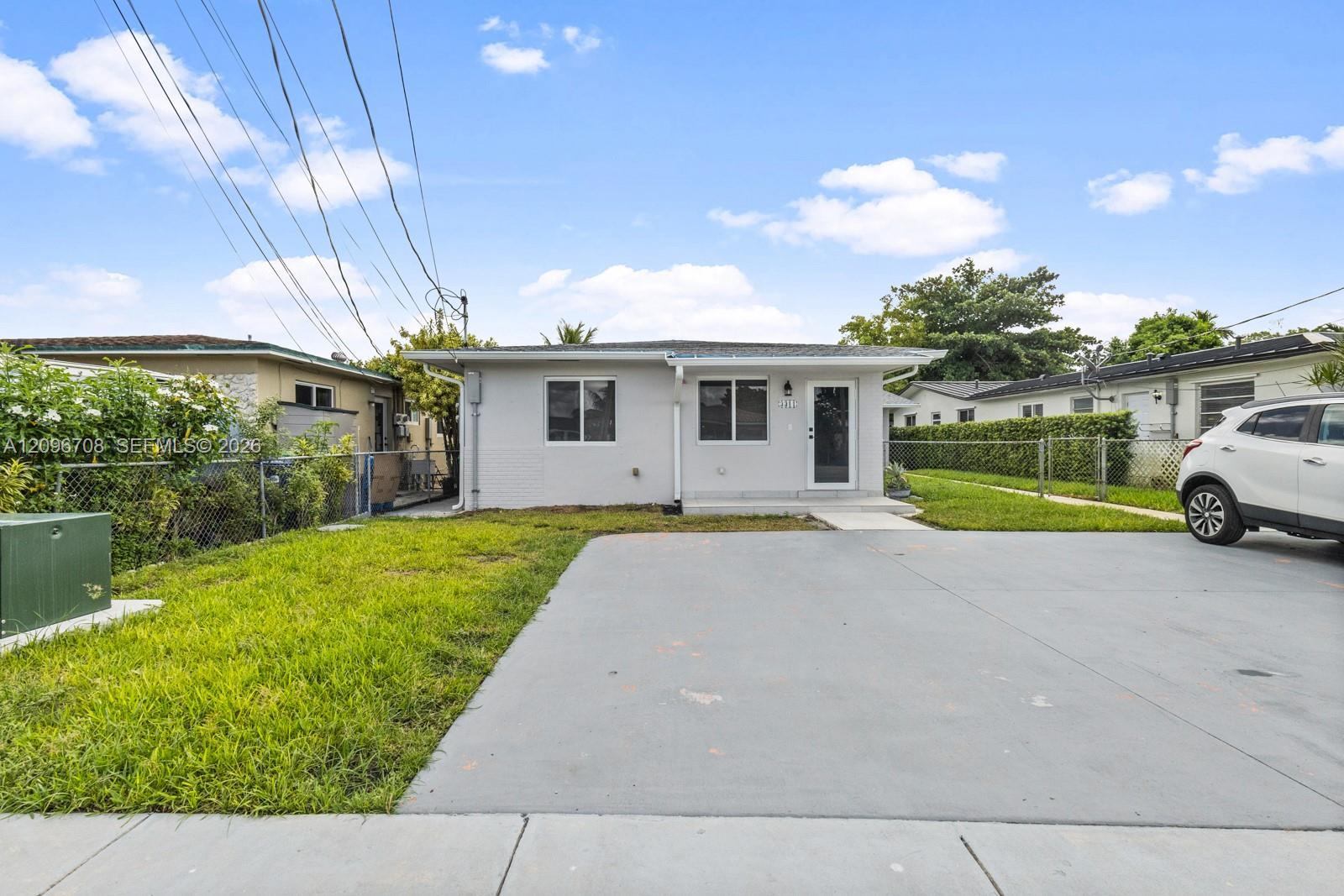 3311 SW 90th Ave # 1, Miami FL 33165 photo 2