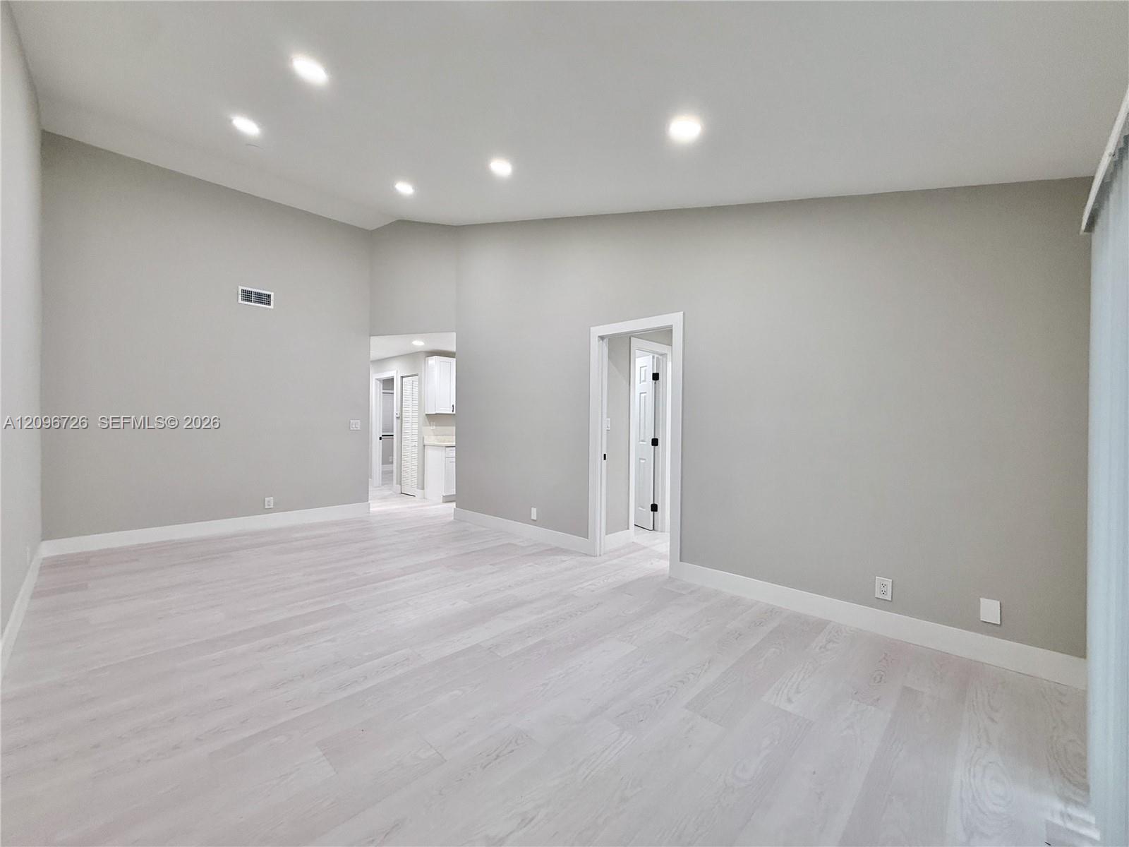 11189 NW 37th St, Sunrise FL 33351 photo 5