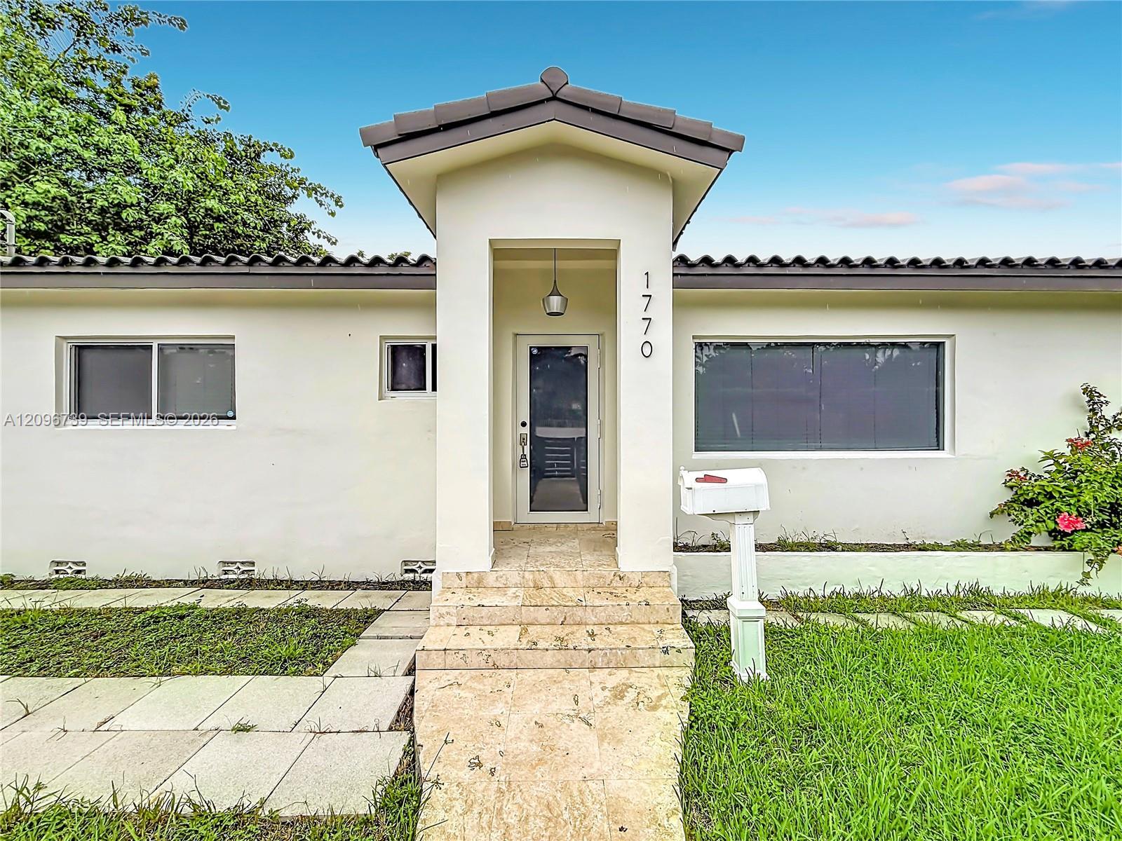 1770 SW 17th Ave, Miami FL 33145 photo 2