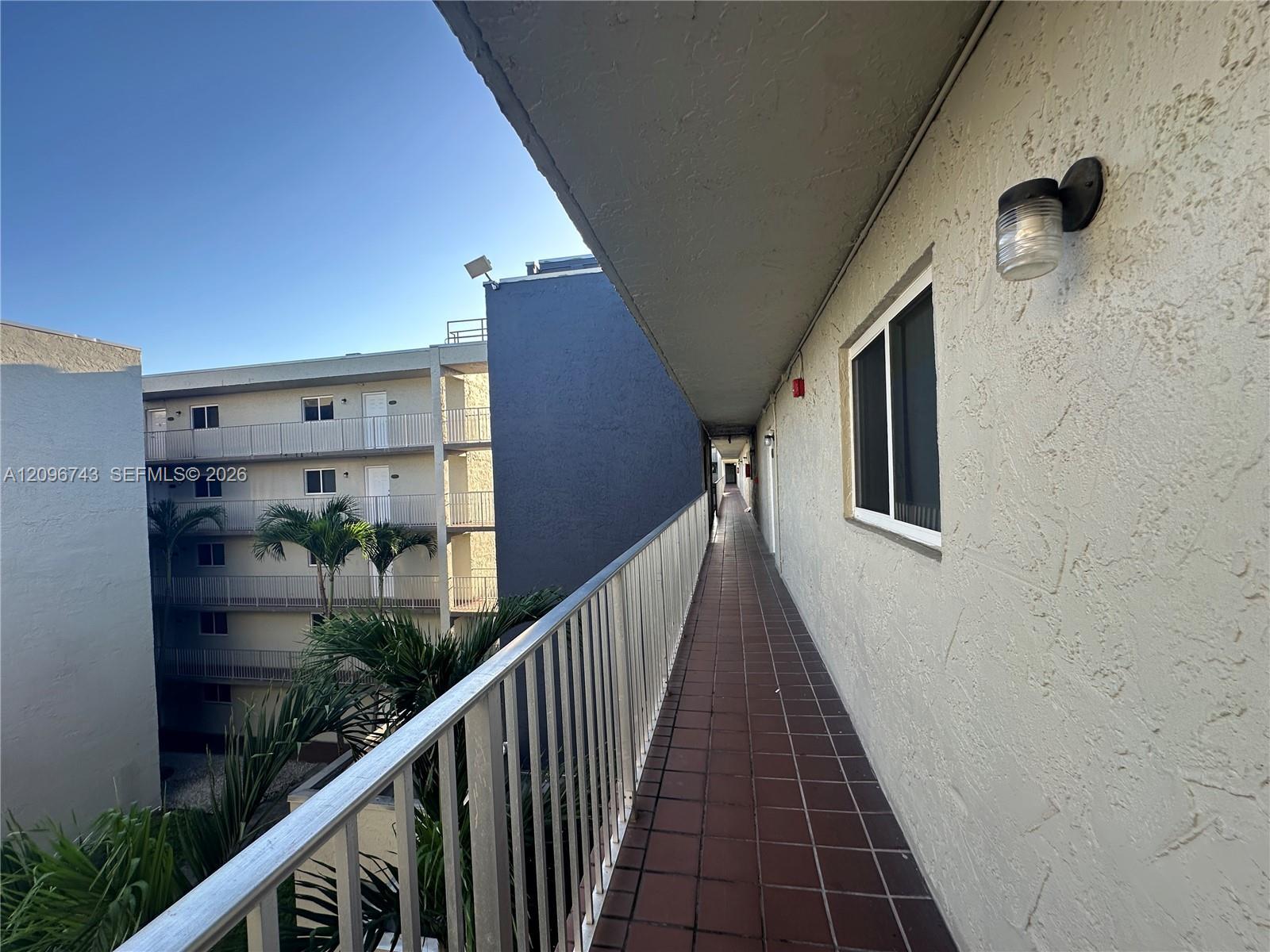 10000 NW 80th Ct # 2424, Hialeah Gardens FL 33016 photo 2