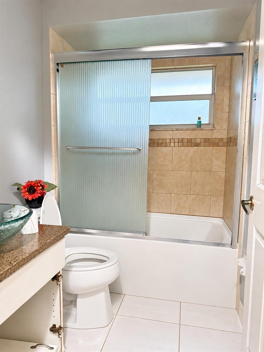 197 Monterey Way, Royal Palm Beach FL 33411 photo 5