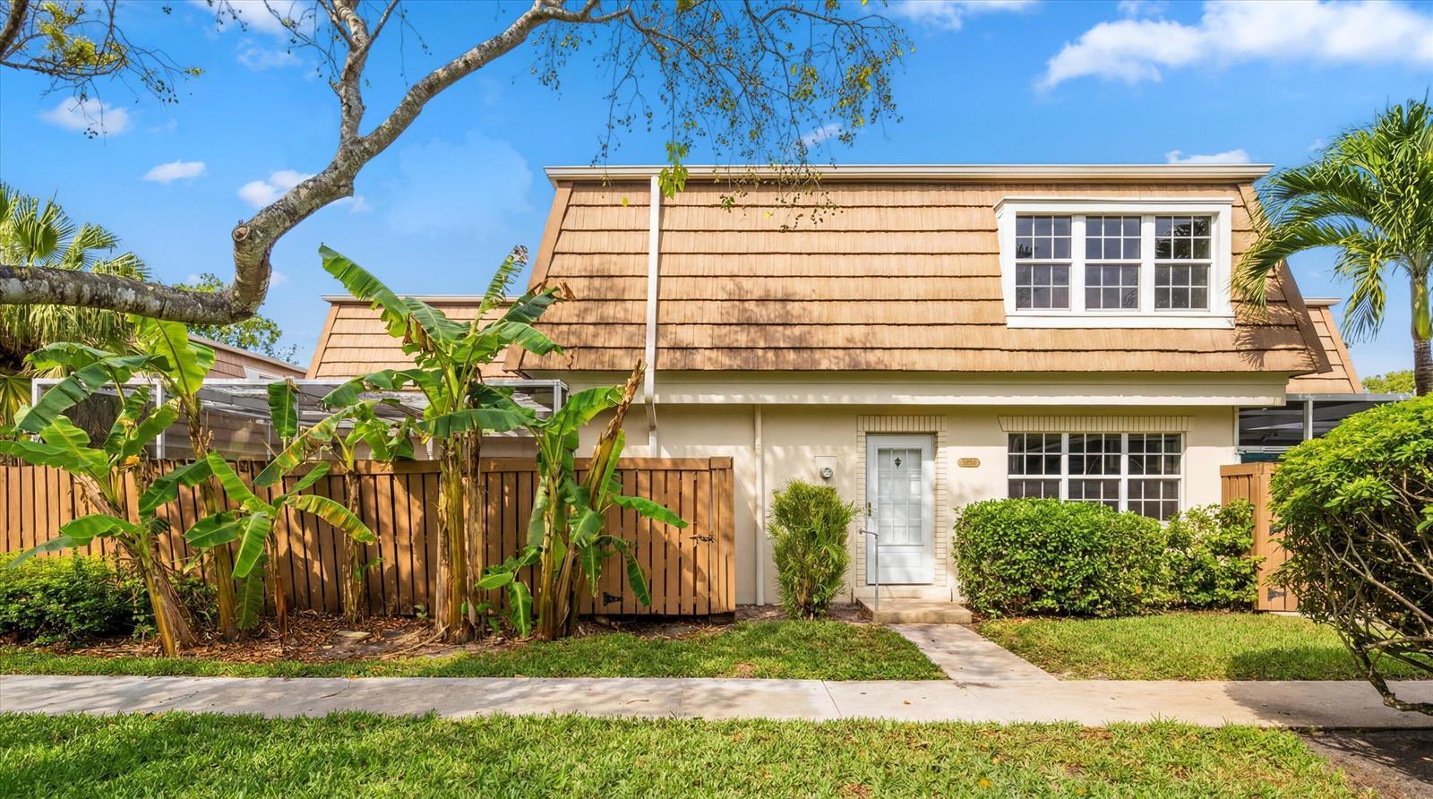 4348 Hazel Avenue Unit B, Palm Beach Gardens FL 33410