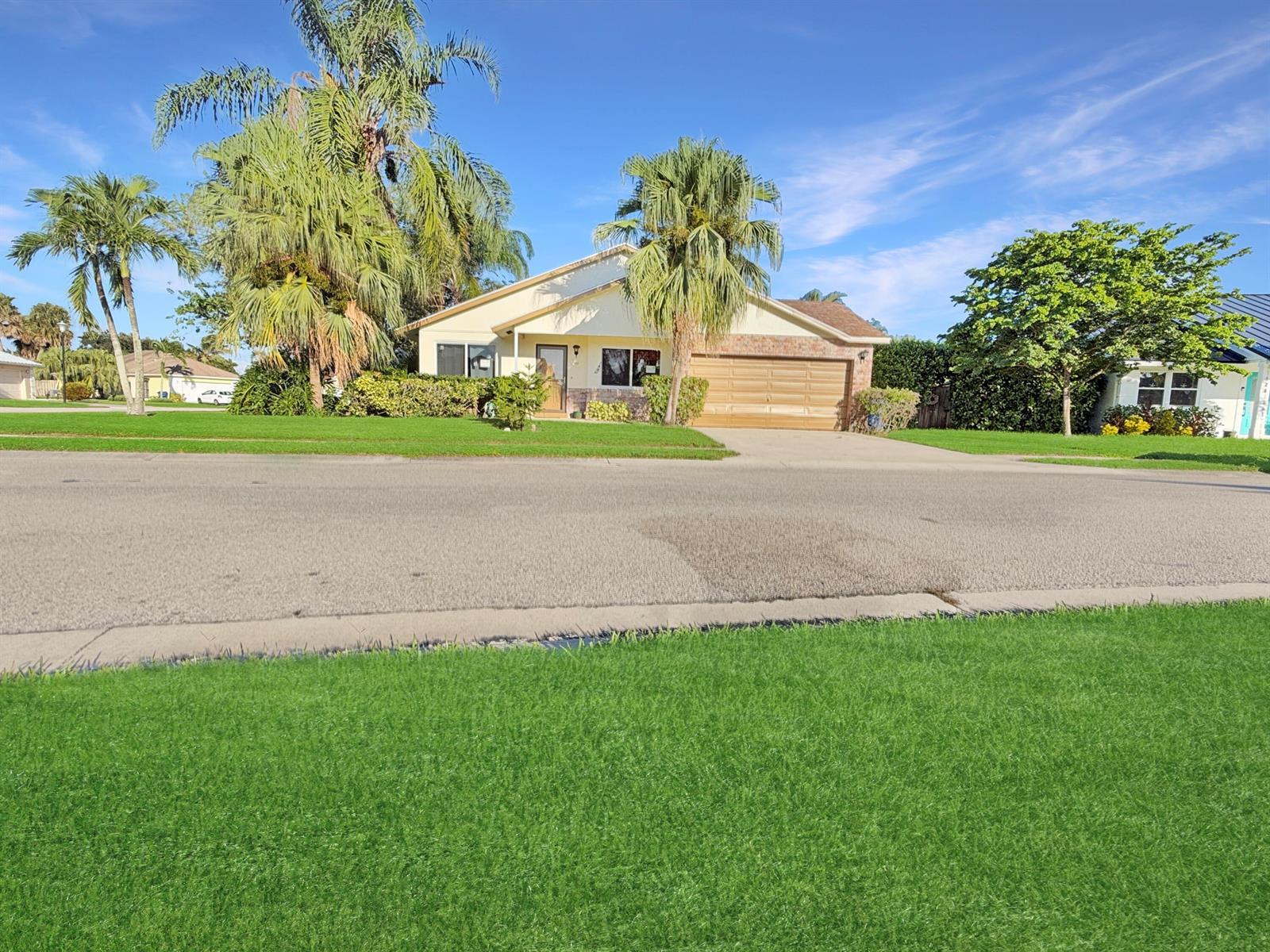 180 RAINTREE Trail, Jupiter FL 33458