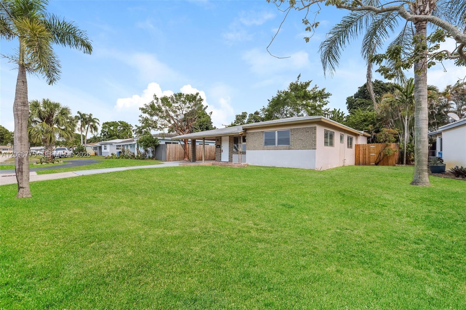 4810 NE 8th Ave, Oakland Park FL 33334 photo 3