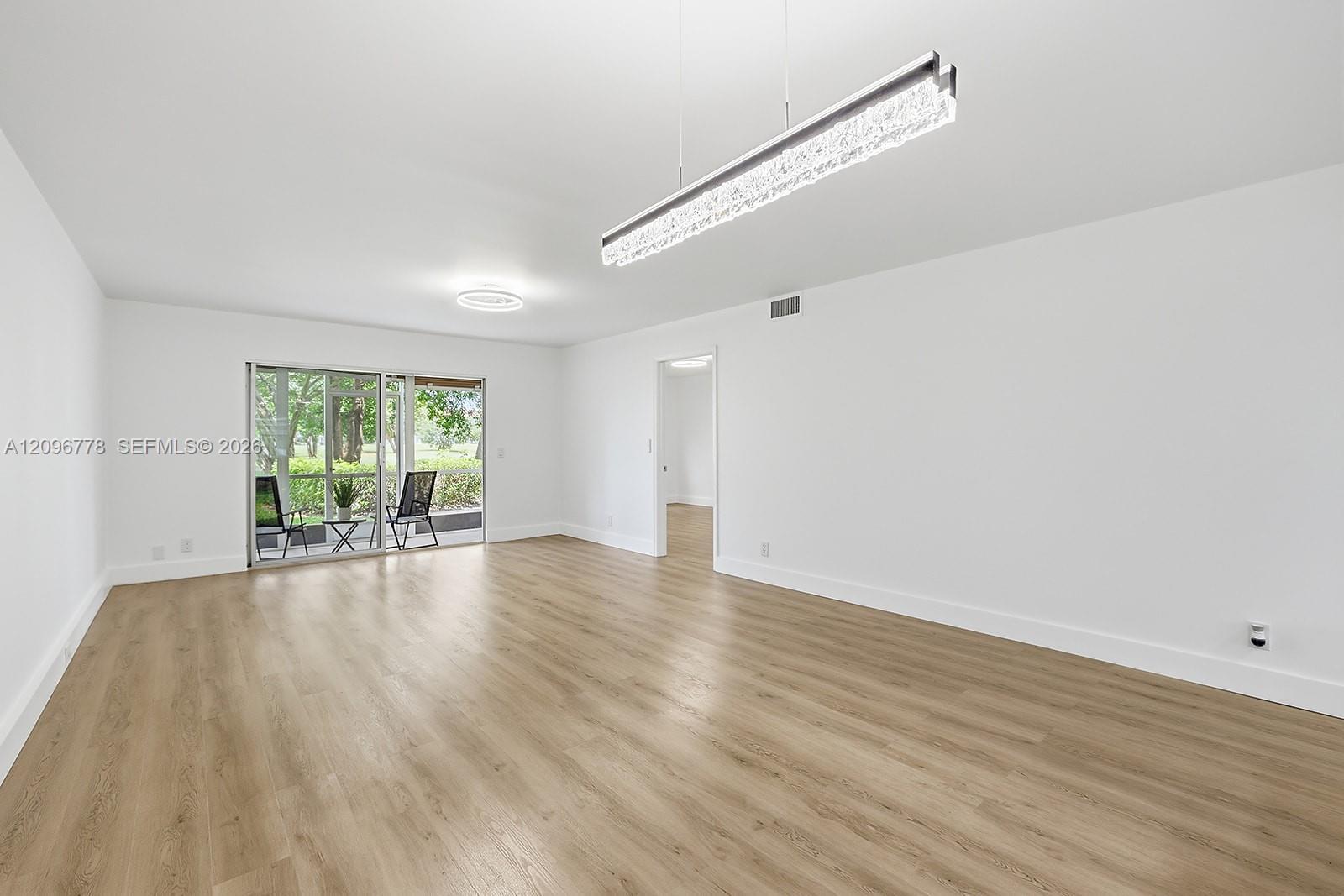 300 SW 130th Ter # 110B, Pembroke Pines FL 33027 photo 4