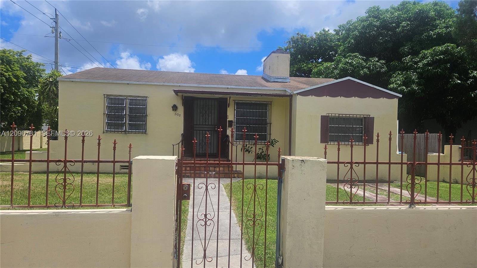 500 NW 45th St, Miami FL 33127