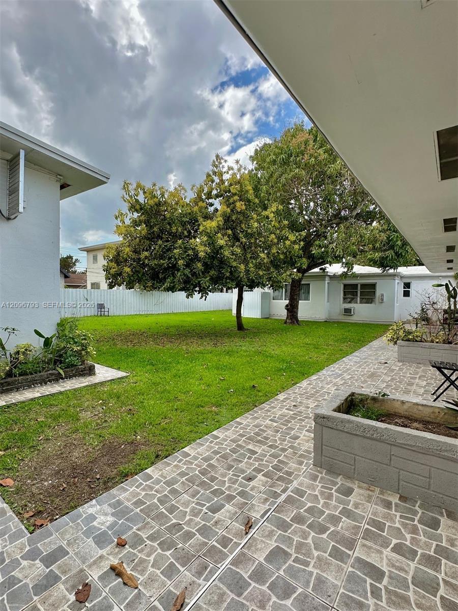 60 NE 78th St # C, Miami FL 33138 photo 2