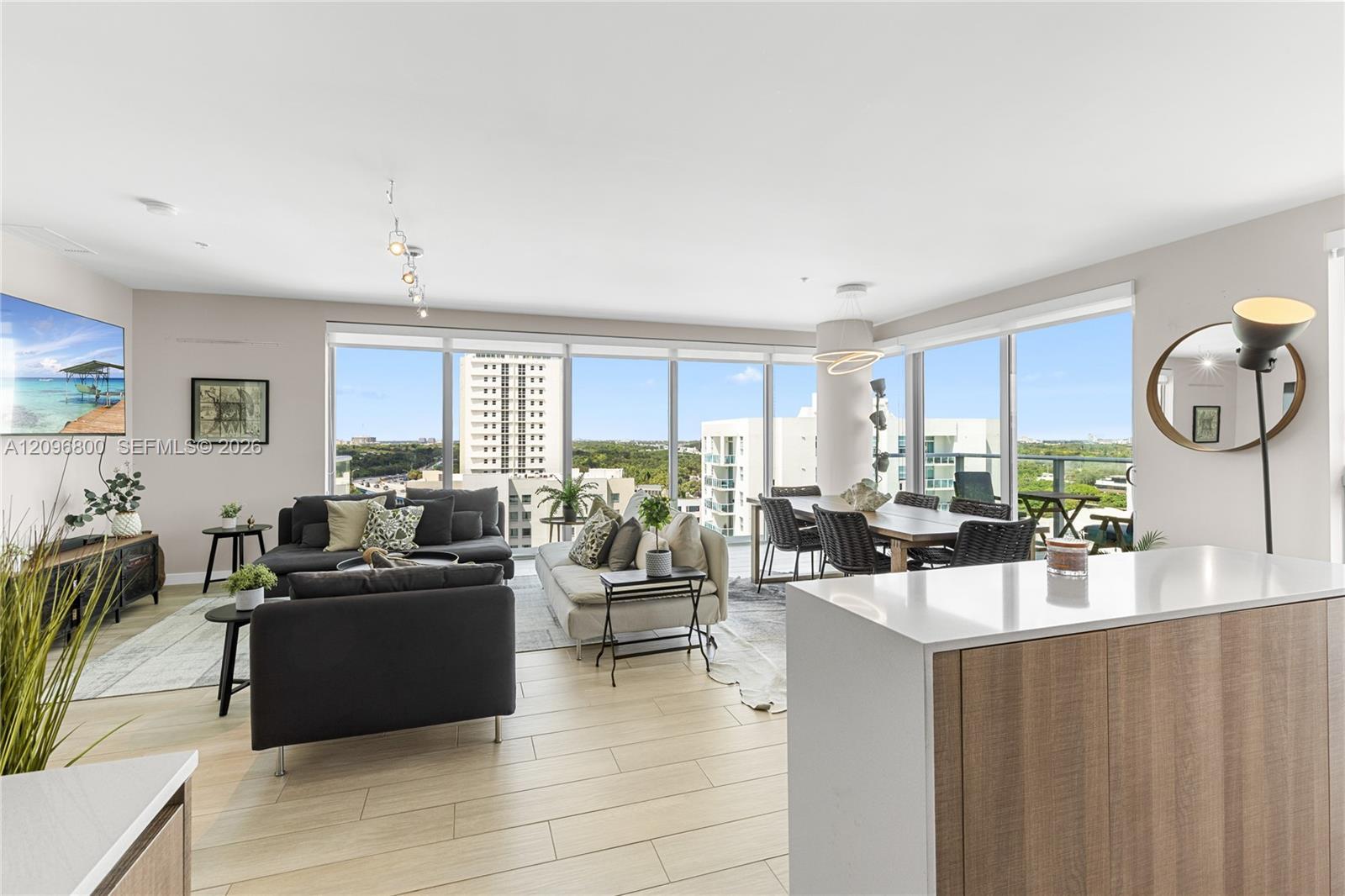 1600 SW 1st Ave # 1202, Miami FL 33129 photo 2