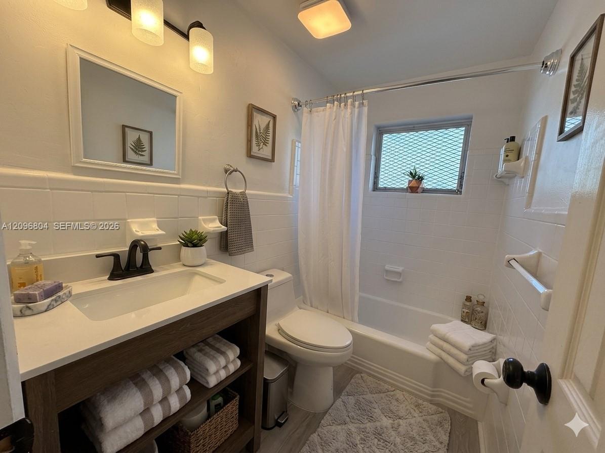1060 Pennsylvania Ave # 4, Miami Beach FL 33139 photo 4