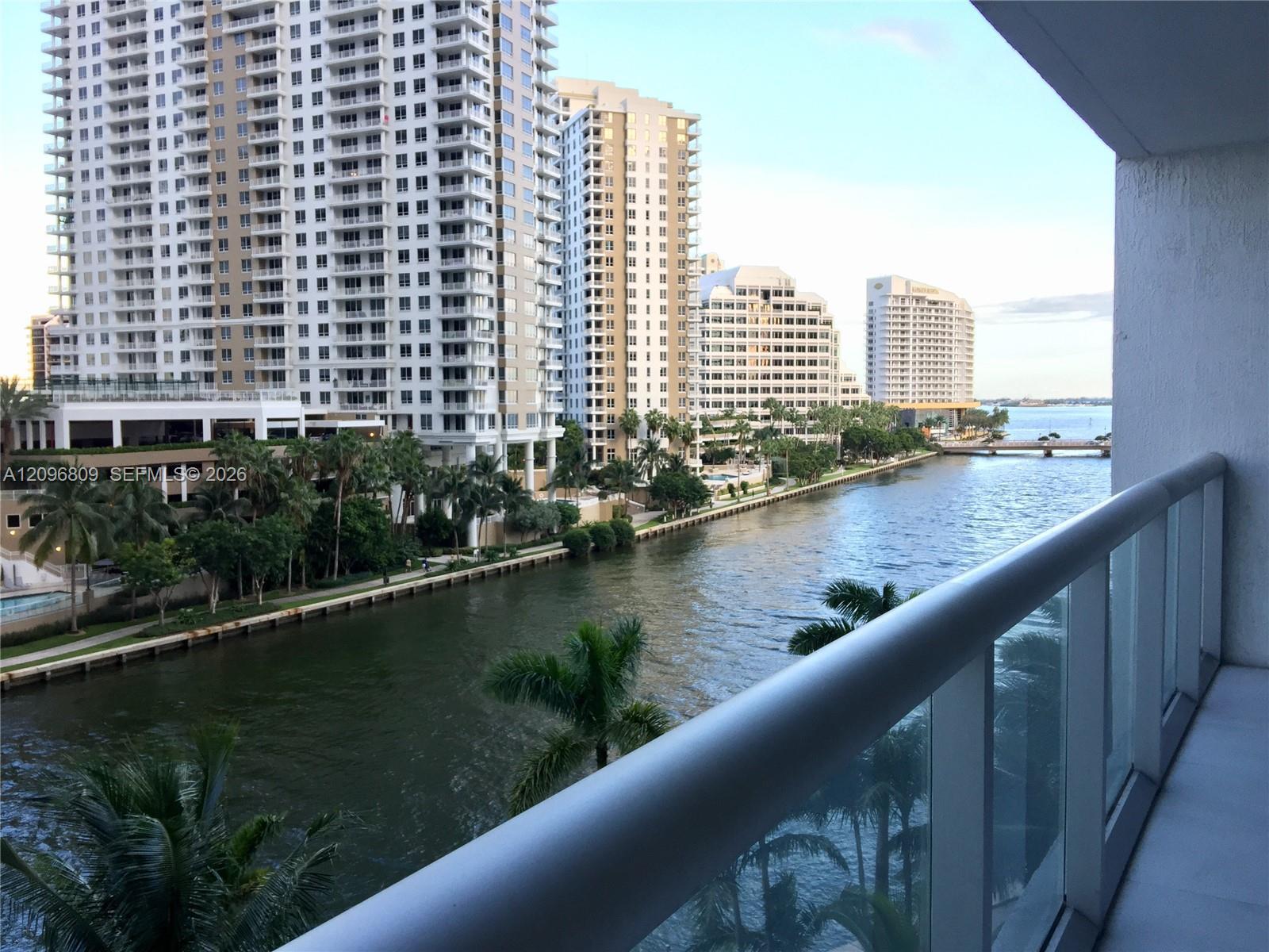 465 Brickell Ave # 617, Miami FL 33131 photo 3