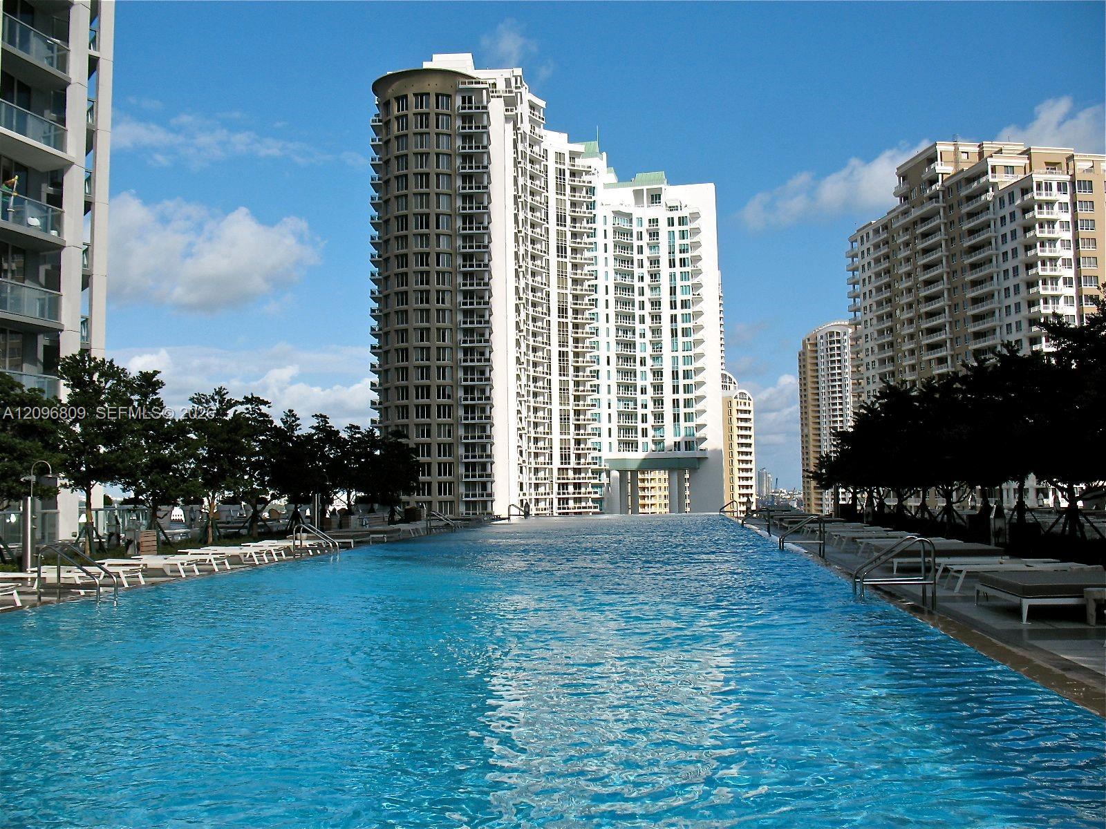 465 Brickell Ave # 617, Miami FL 33131