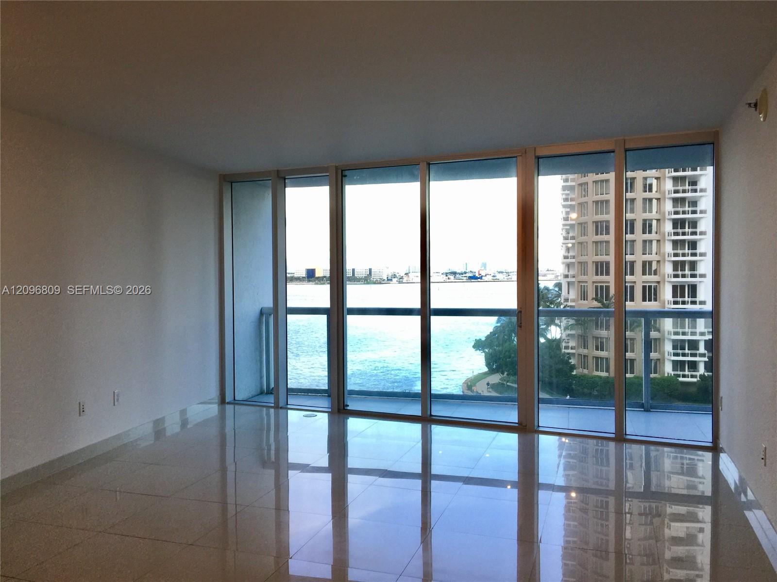 465 Brickell Ave # 617, Miami FL 33131 photo 4