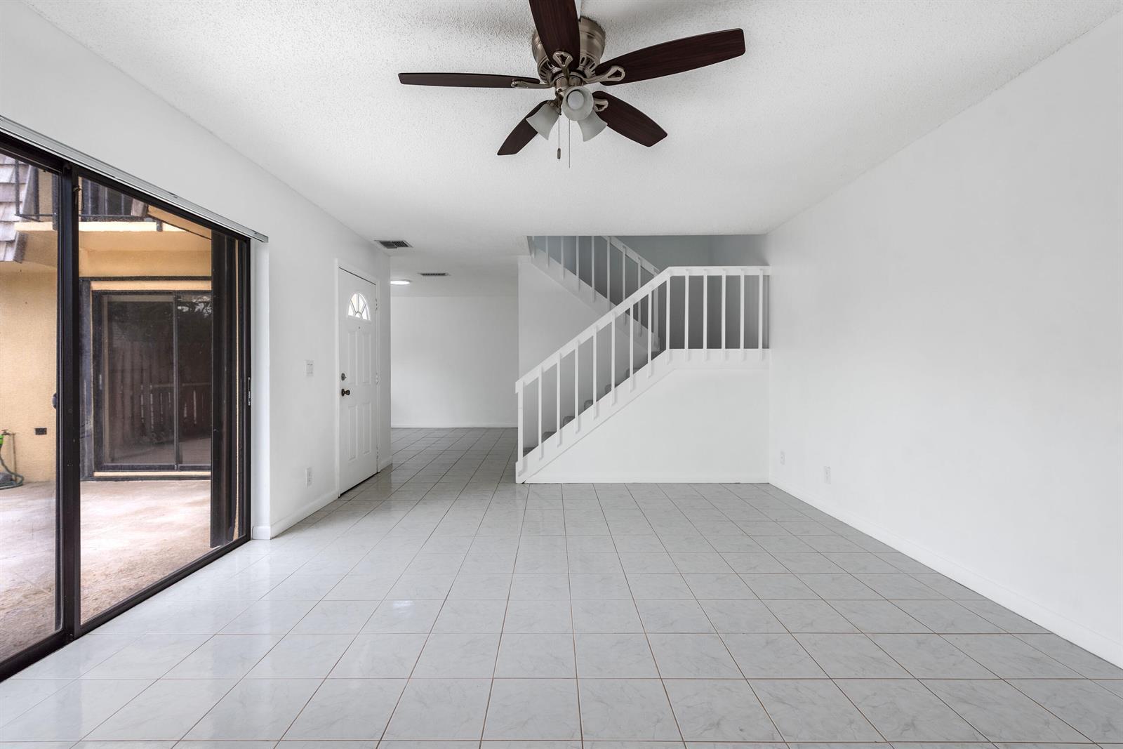 124 LAKE ARBOR Drive, Palm Springs FL 33461 photo 5