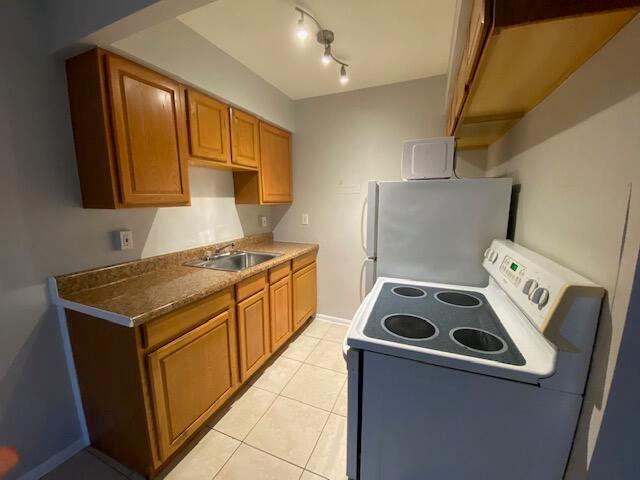 918 11TH Avenue N, FL 33460 photo 5