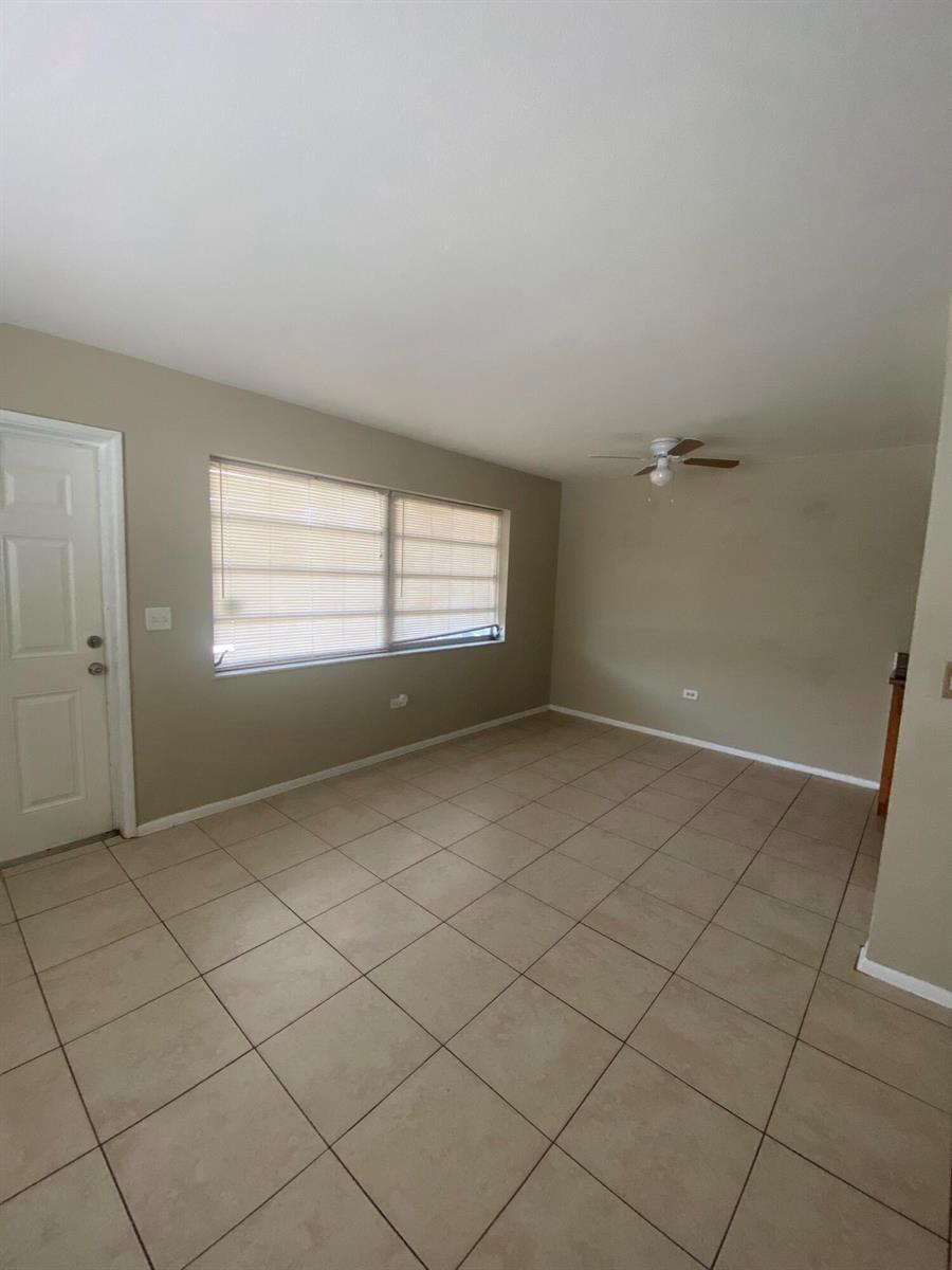 918 11TH Avenue N, FL 33460 photo 4
