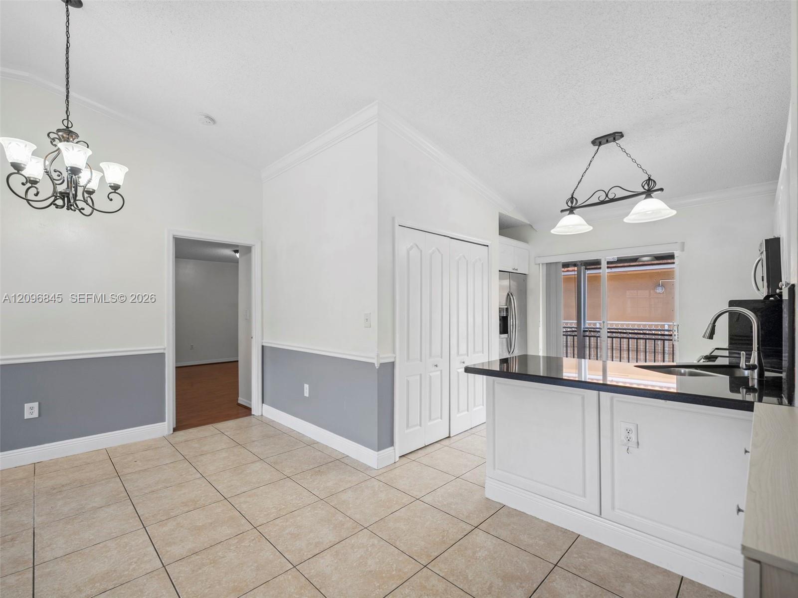 Hialeah, FL 33016 photo 3