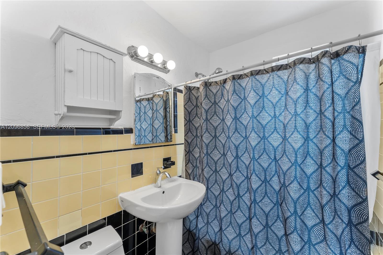 819 Meridian Ave # 5, Miami Beach FL 33139 photo 5