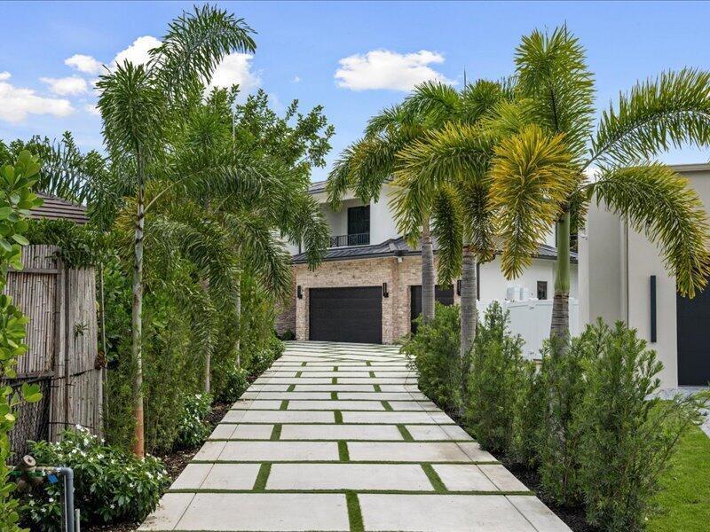 224 NW 11TH Street, Boca Raton FL 33432
