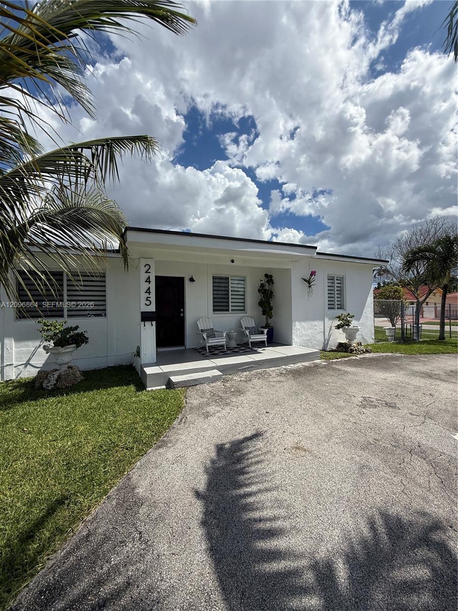 2445 SW 90th Ave # 1, Miami FL 33165