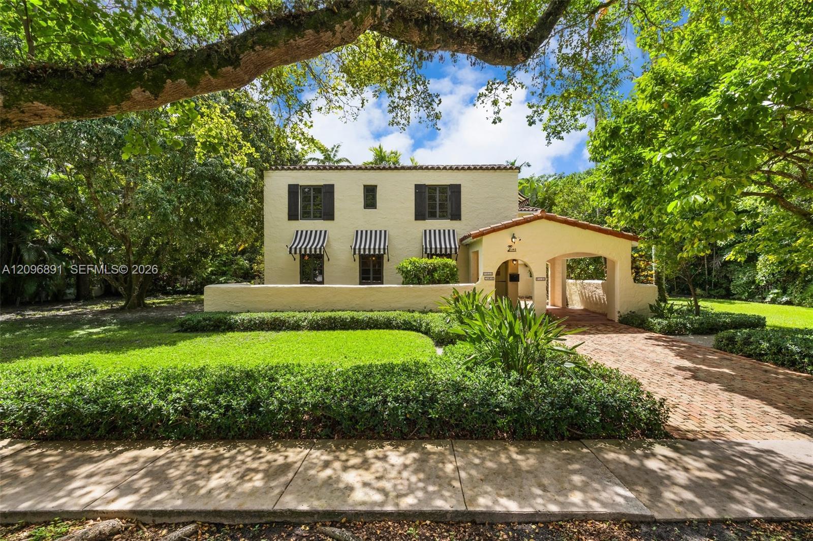 1140 Asturia Ave, Coral Gables FL 33134 photo 3