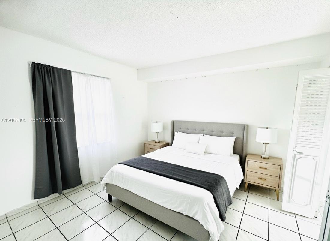 1750 W 46th St # 535, Hialeah FL 33012 photo 4