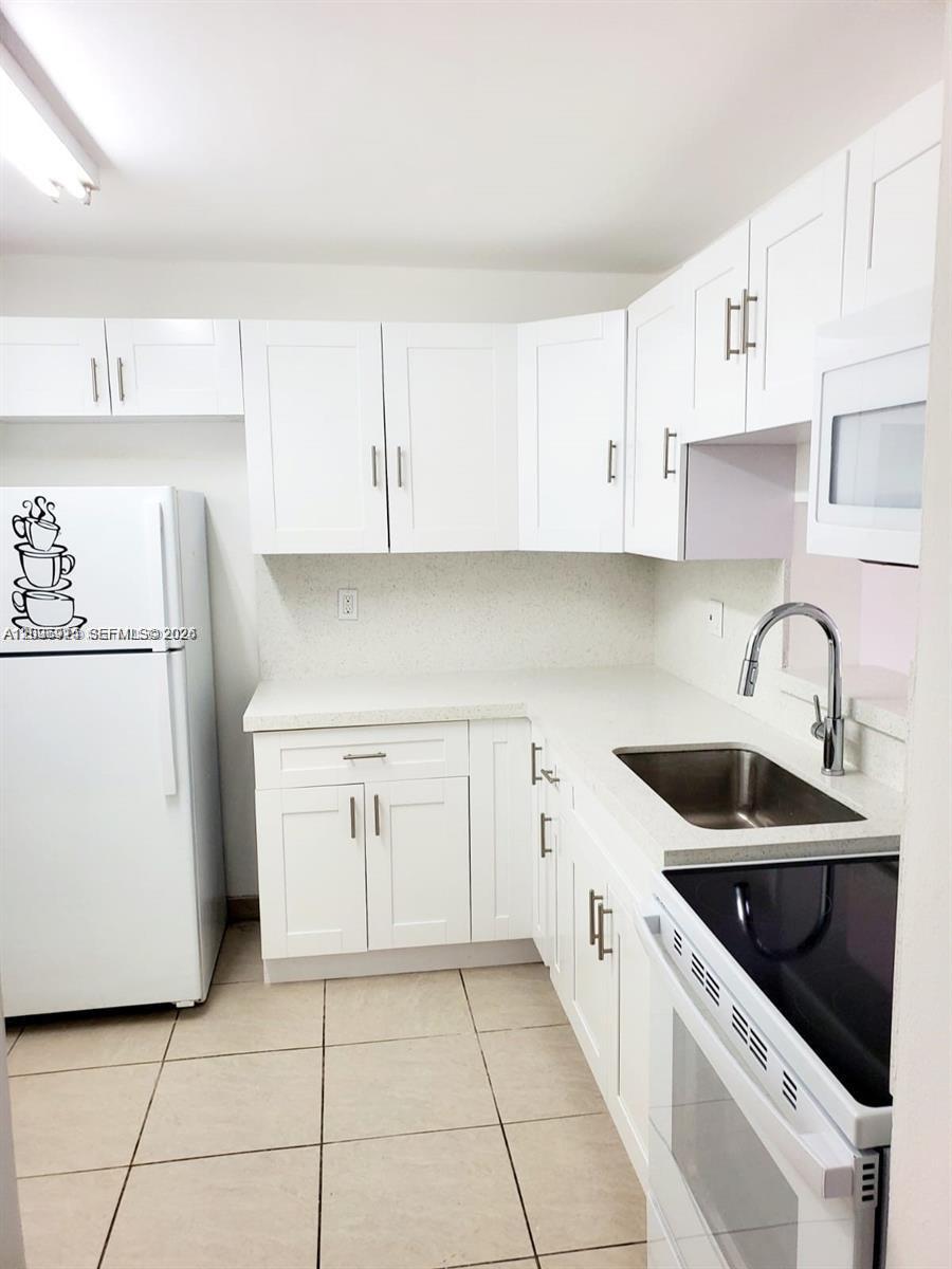 5199 NW 7th St # 101, Miami FL 33126 photo 3