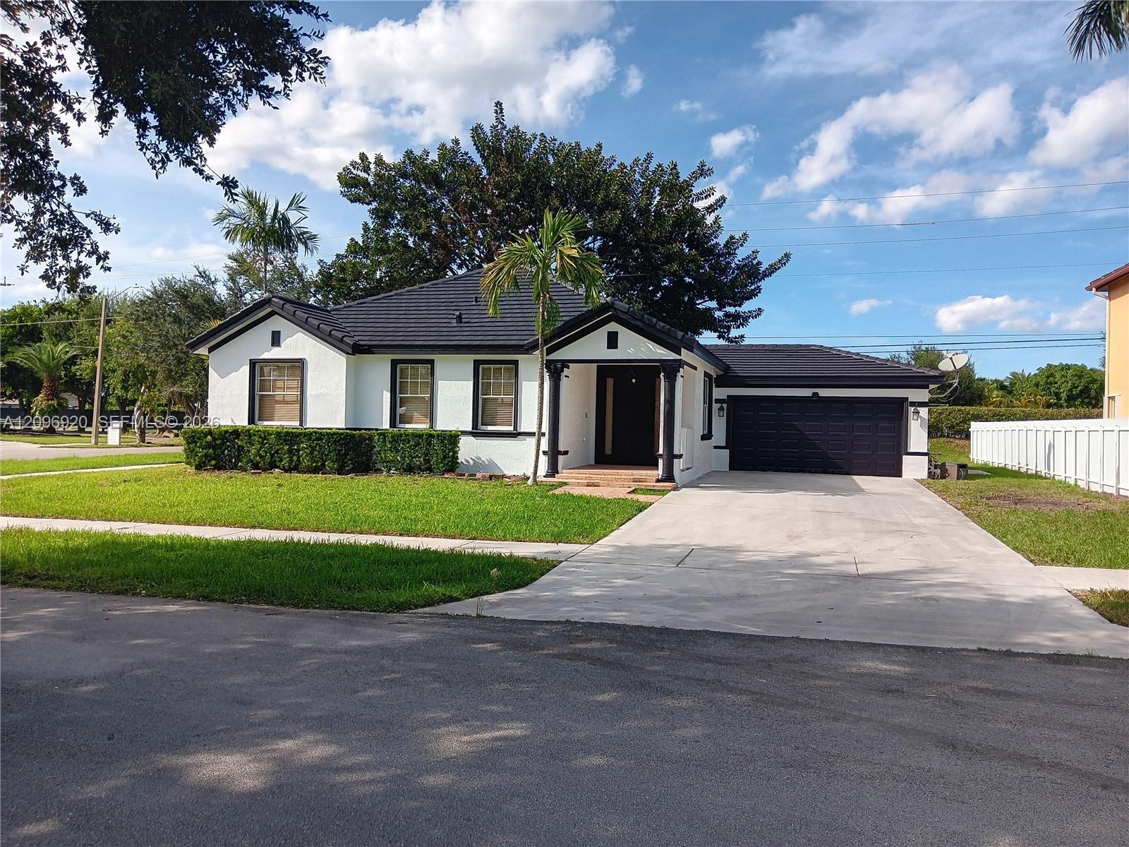12971 SW 200th Ter, Miami FL 33177 photo 4
