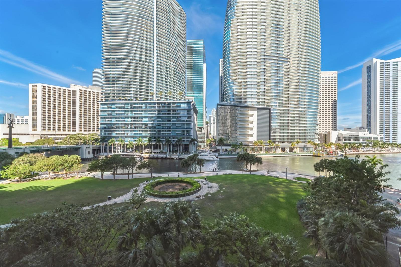 475 BRICKELL Avenue # 512, Miami FL 33131 photo 3