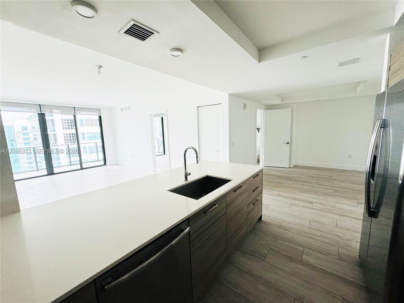 121 NE 34th St # 2302, Miami FL 33137