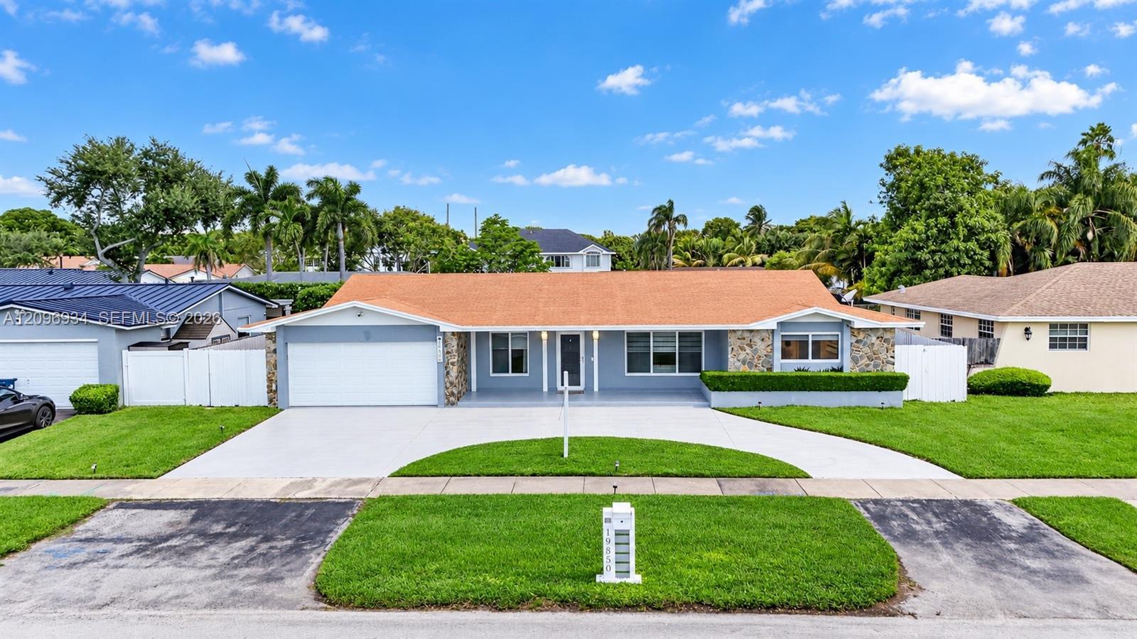 19850 SW 83rd Ave, Cutler Bay FL 33189
